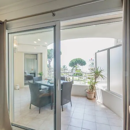 Sunlight - Kahlua - - Sea Front Apartment